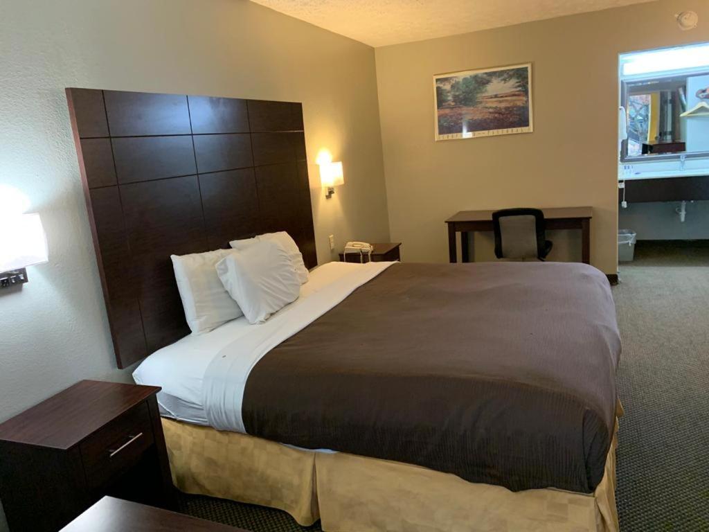 Governors Inn Shelby Buitenkant foto